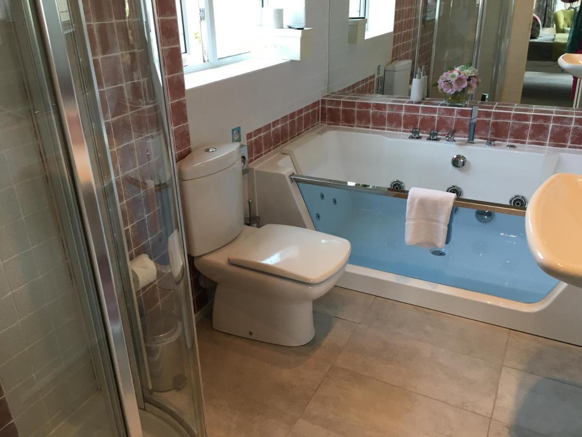 Bed & Breakfast Number One St Lukes 5*