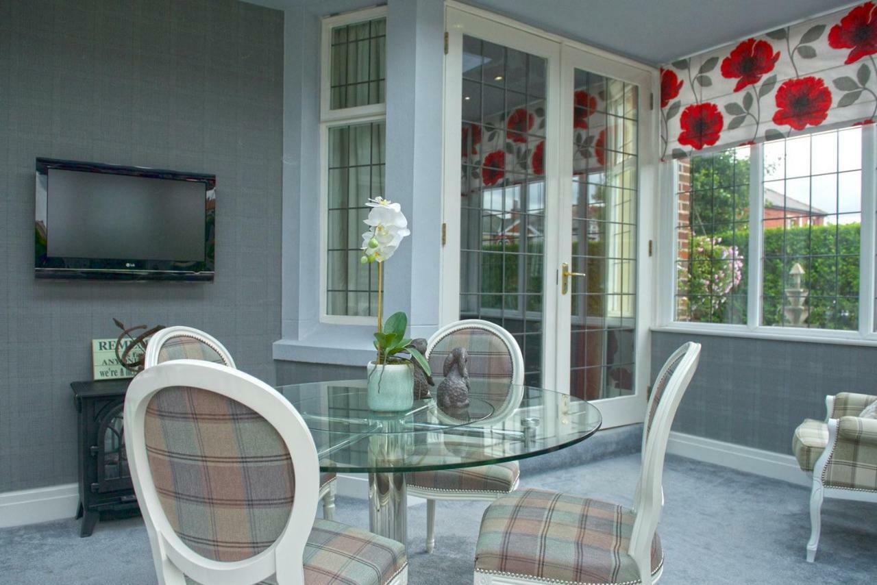 Bed & Breakfast Number One St Lukes