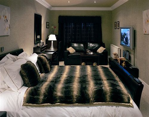 Bed and breakfast Number One St Lukes 5*