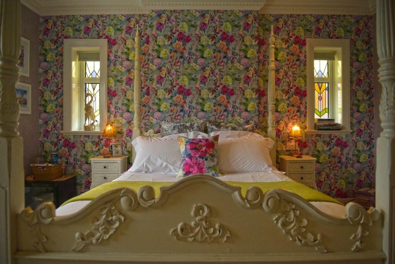 Number One St Lukes Bed and breakfast 5*