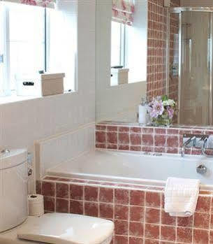 Number One St Lukes Bed & Breakfast 5*